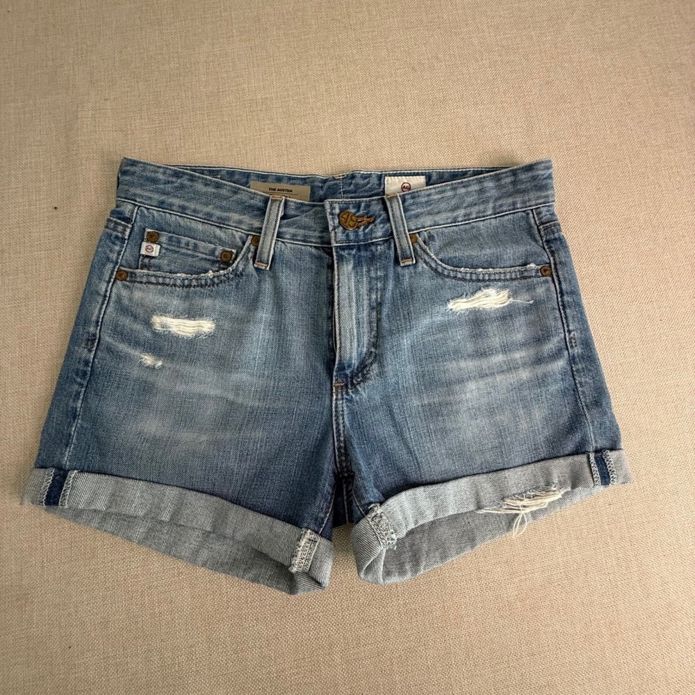 AG Adriano Goldschmied The Austen Slouchy Short Distressed Denim Size 24 Medium